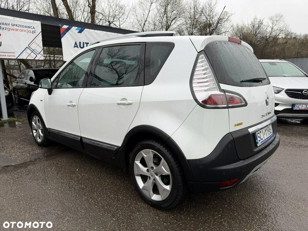 Renault Scenic 1.6 dCi Bose - 8