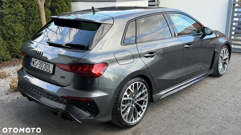 Audi RS3 Sportback - 11