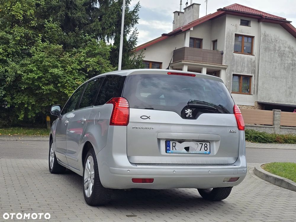 Peugeot 5008 - 7