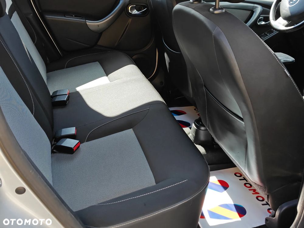 Dacia Duster 1.6 Blackstorm 4x4 - 8