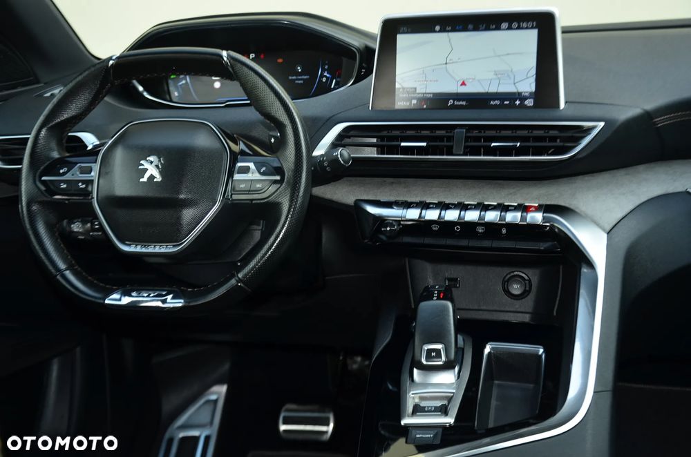 Peugeot 3008 1.2 PureTech GT S&S EAT8 - 23