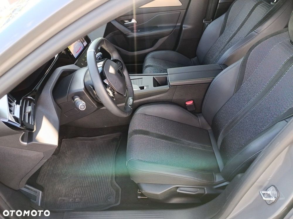 Peugeot 308 - 10