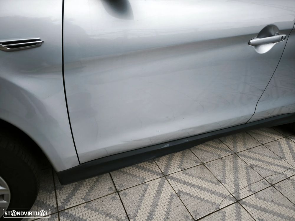 Mitsubishi ASX 1.8 DI-D Instyle NAVI - 12