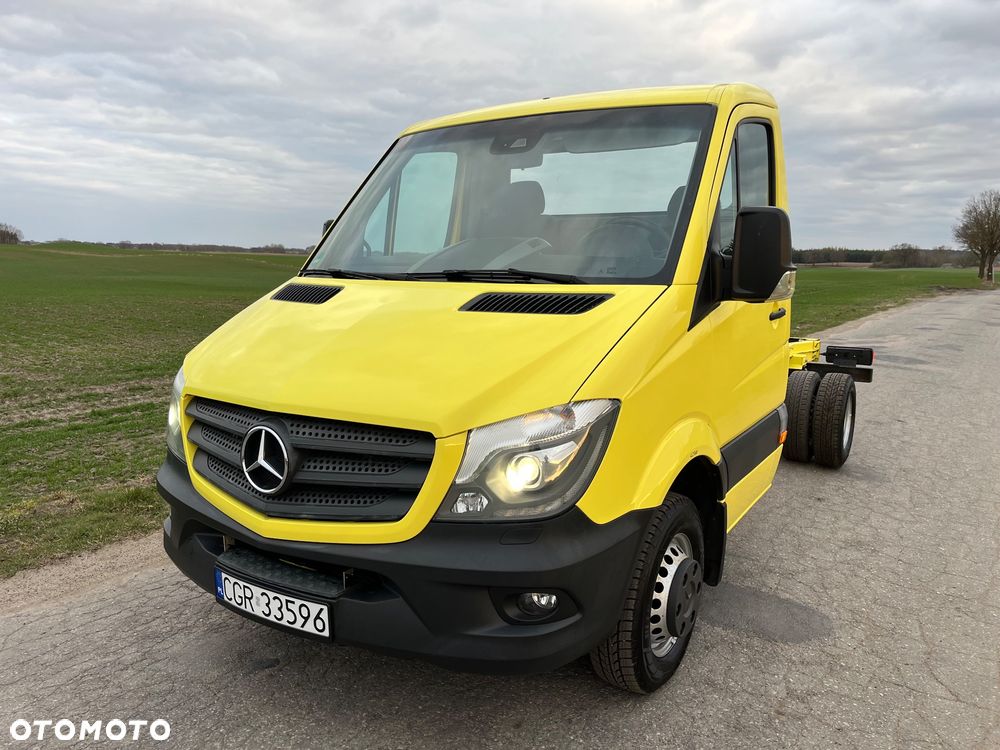 Mercedes-Benz Sprinter - 3