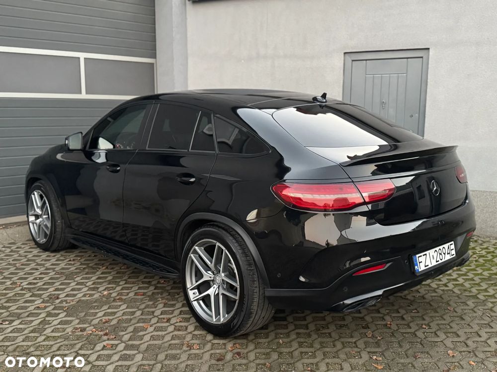 Mercedes-Benz GLE - 10