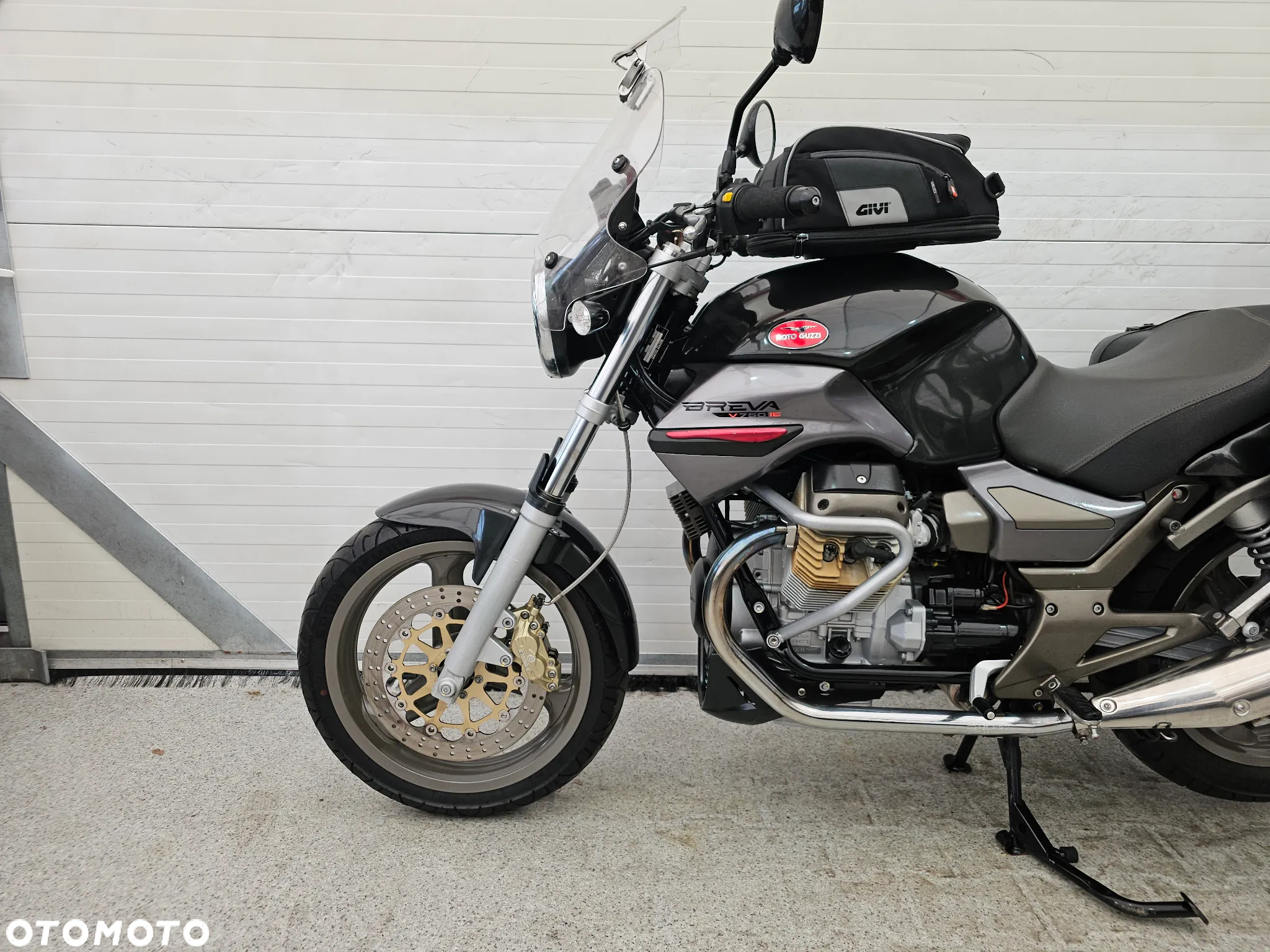 Moto Guzzi Breva - 9