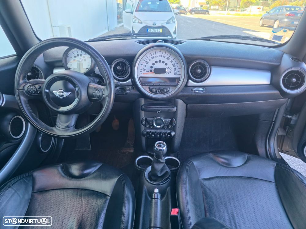 MINI 3 Portas Cooper D - 14