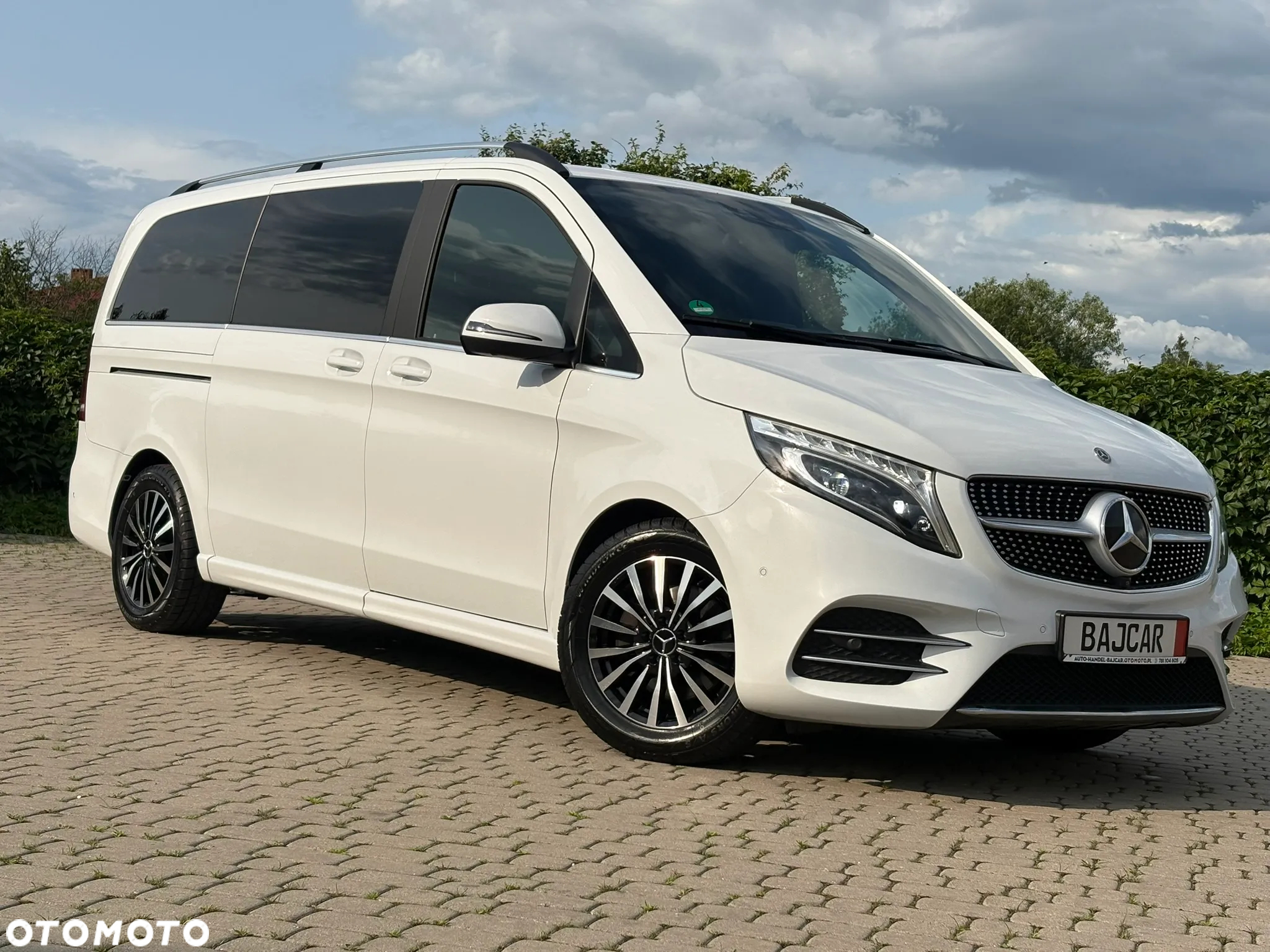 Mercedes-Benz Klasa V 300 d Exclusive 9G-Tronic (d³ugi) - 2