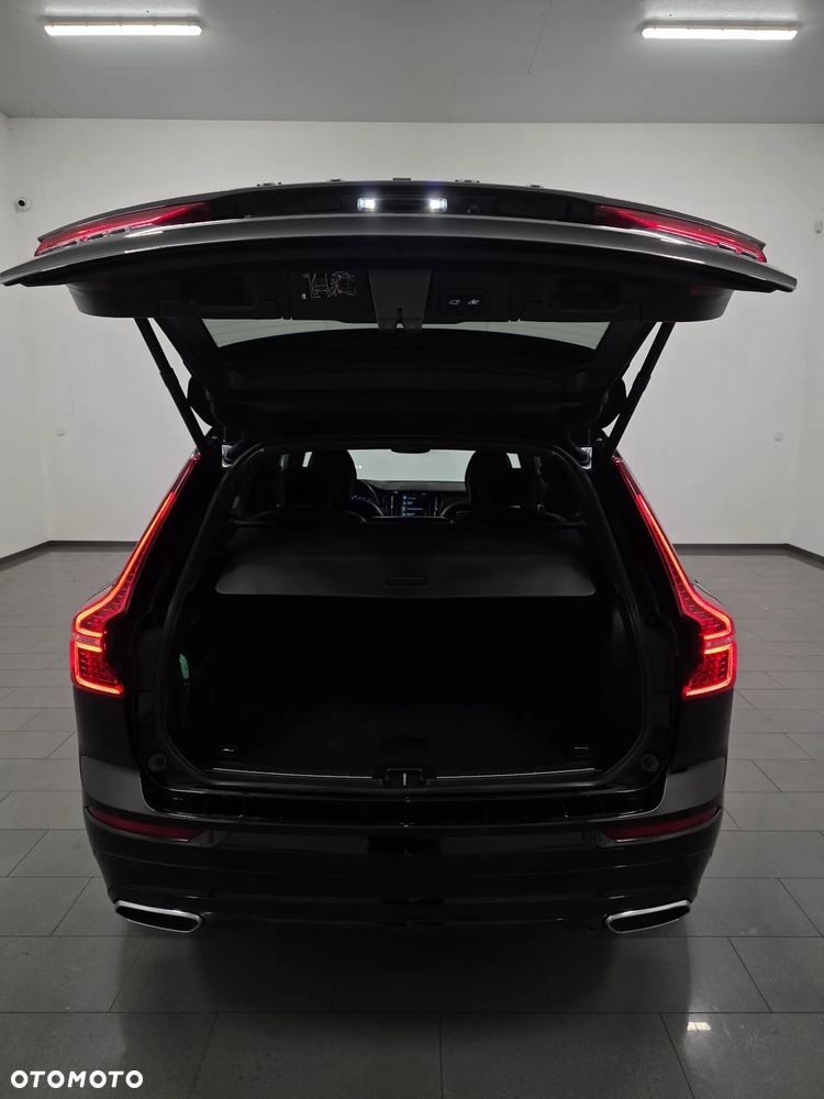 Volvo XC 60 D4 Geartronic RDesign - 38