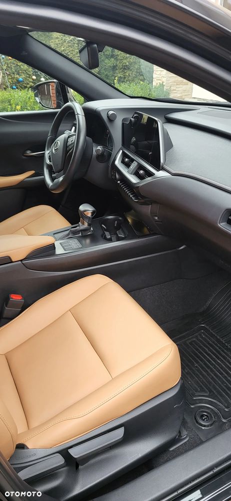 Lexus UX 200 GPF F Sport 2WD - 7