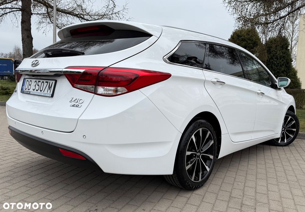 Hyundai i40 Kombi 2.0 Premium - 26