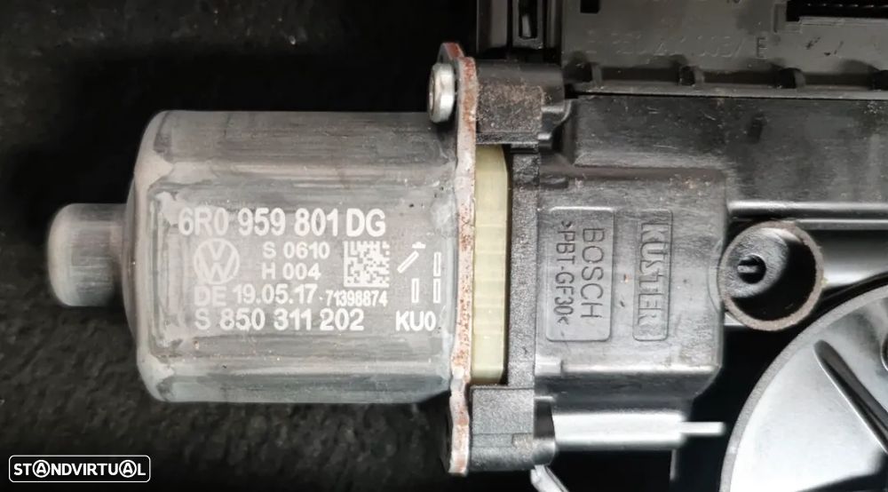 MOTOR ELVATÓRIO DO VIDRO DIANTEIRO ESQUERDO VW POLO - 4