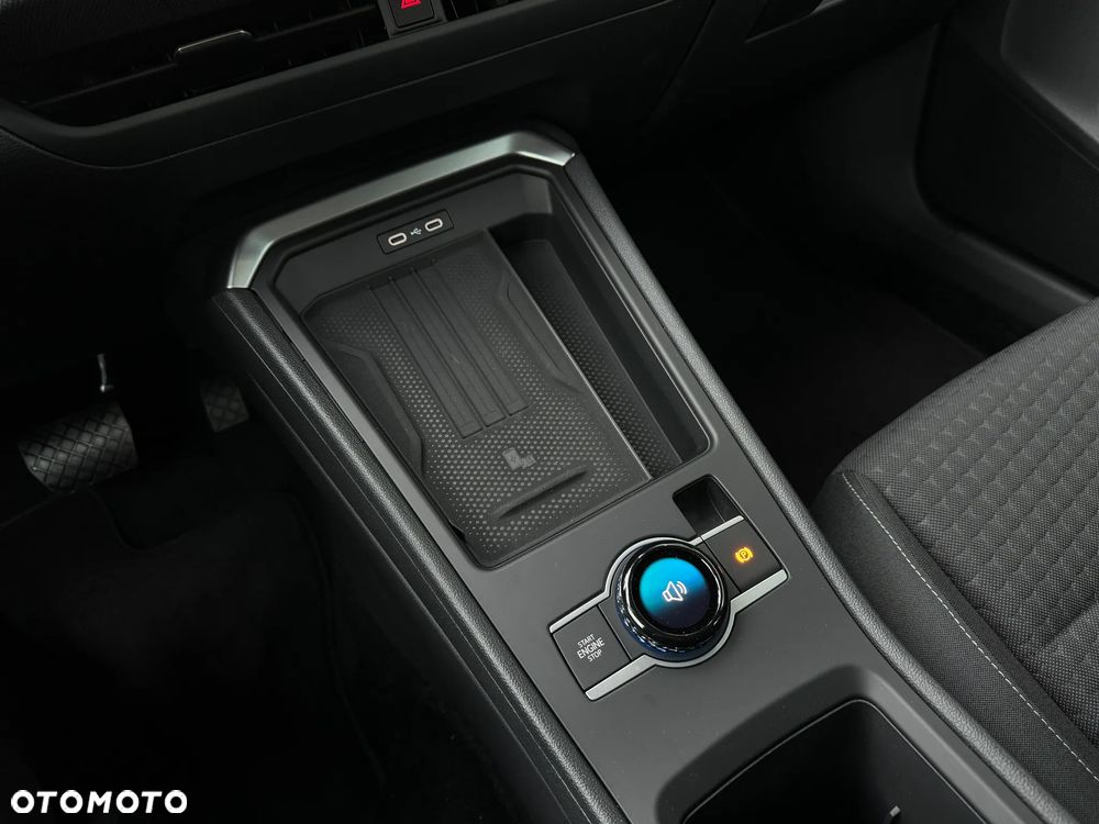 Volkswagen T-Roc - 18