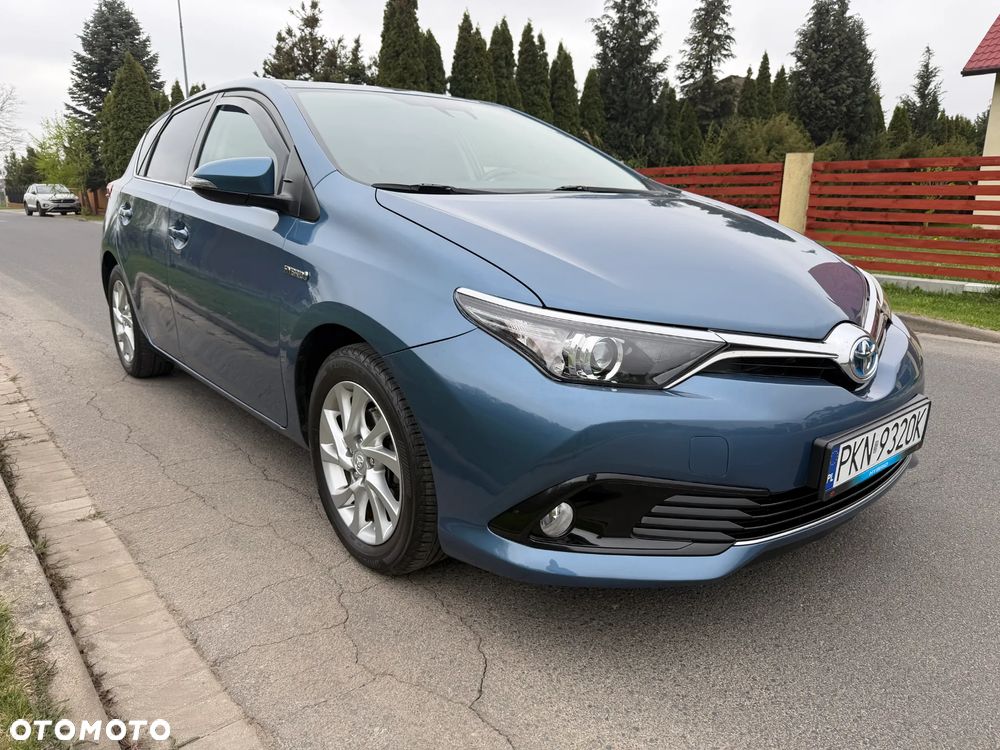 Toyota Auris 1.8 VVT-i Automatik Edition-S - 1