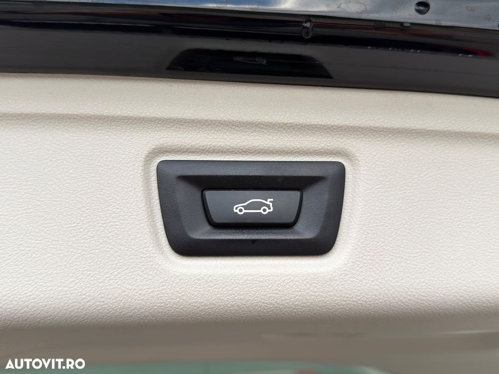 BMW Seria 3 320d Aut. - 21