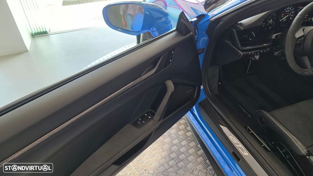 Porsche 911 (992) GT3 PDK - 36