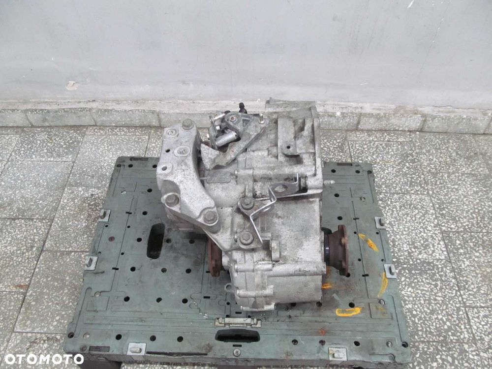 AUDI A3 8P VW LEON 2.0 TFSI SKRZYNIA BIEGOW JLW 137 tkm 6 BIEGOW - 1