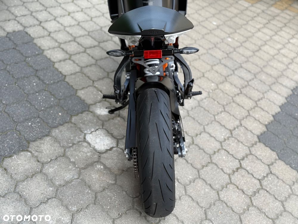 KTM RC 125 - 20