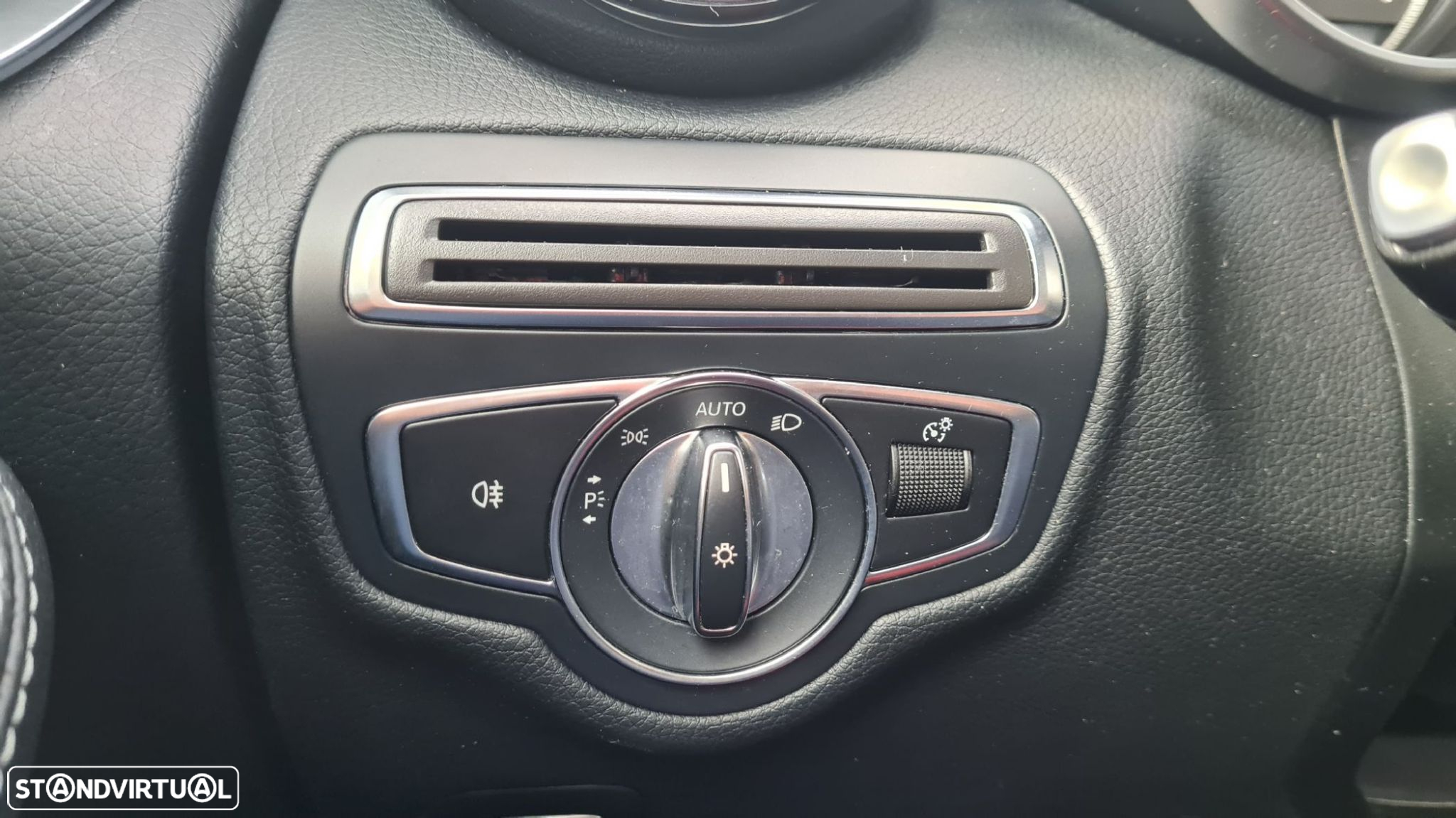 Mercedes-Benz GLC 220 - 12