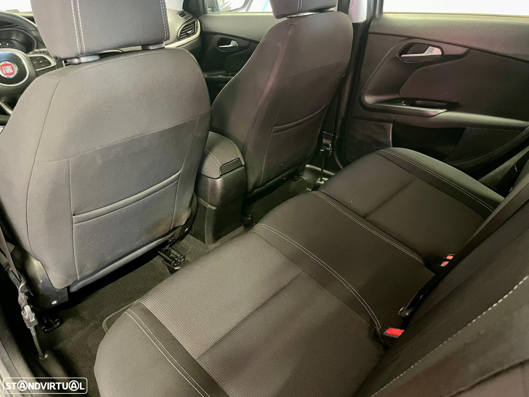 Fiat Tipo Station Wagon 1.3 M-Jet Easy - 27