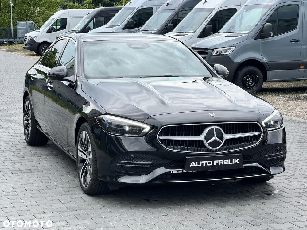 Mercedes-Benz Klasa C 200 4Matic 9G-TRONIC Avantgarde - 6