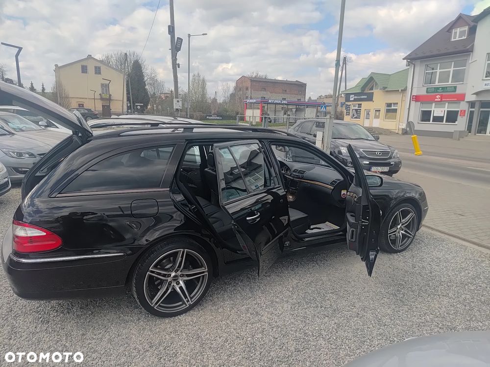 Mercedes-Benz Klasa E 500 Avantgarde Sport Edition - 13