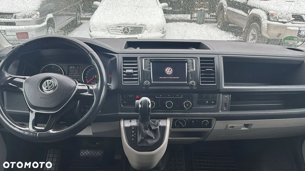 Volkswagen Transporter Kombi L1H1 DSG - 23