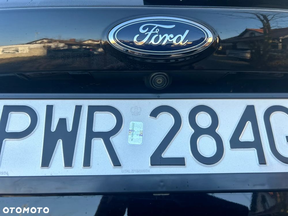 Ford Kuga - 4