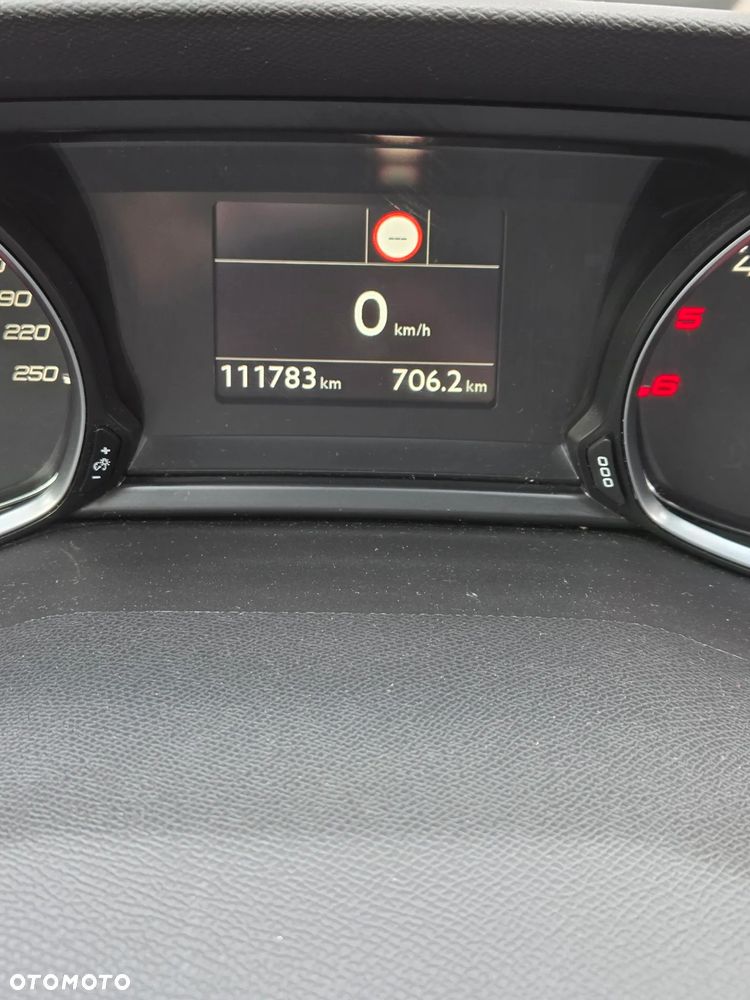 Peugeot 308 - 15