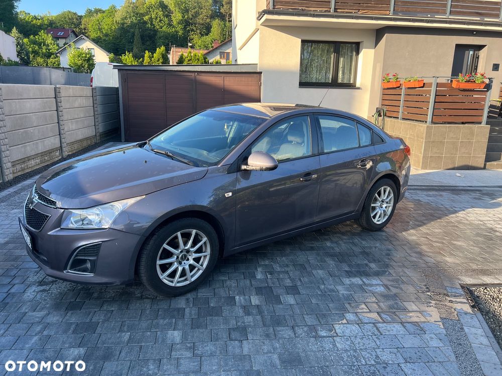 Chevrolet Cruze 1.8 LT - 3