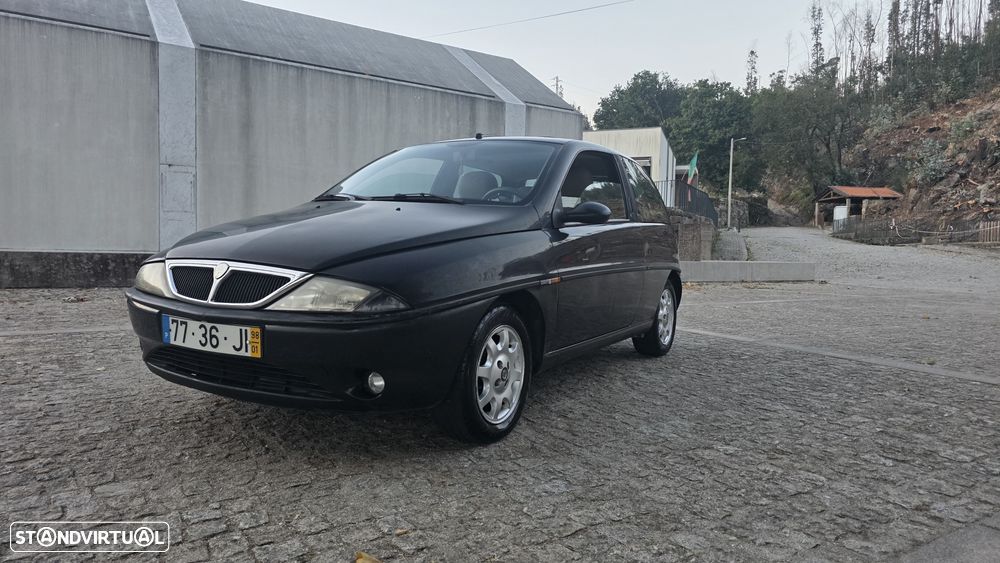 Lancia Y 1.2 16V LS - 1
