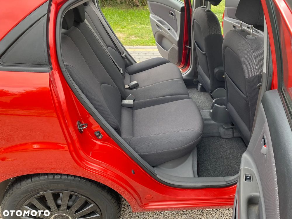 Kia Rio 1.6 Spirit - 30