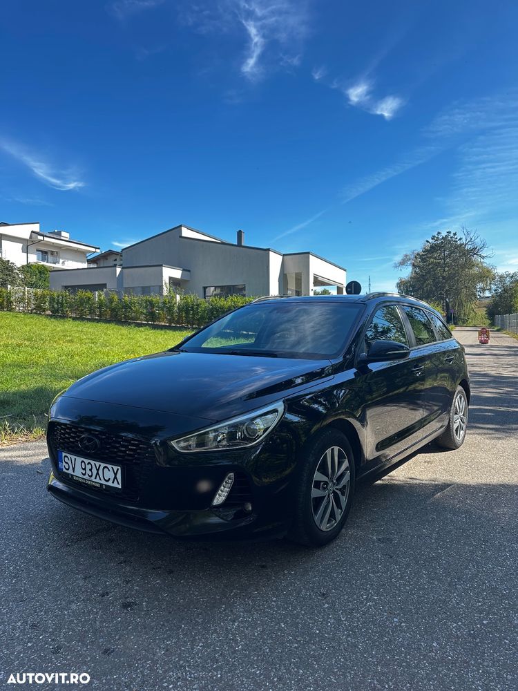 Hyundai i30 Kombi 1.6 CRDI DCT Family+ - 22