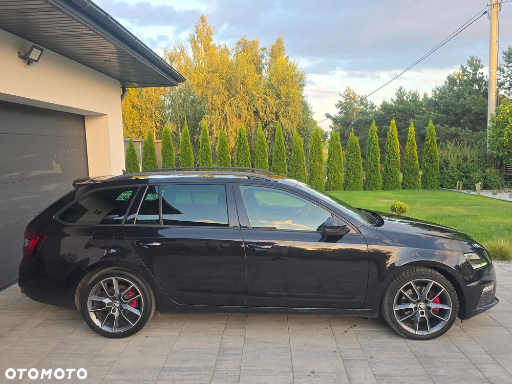 Skoda Octavia 2.0 TDI RS DSG - 2