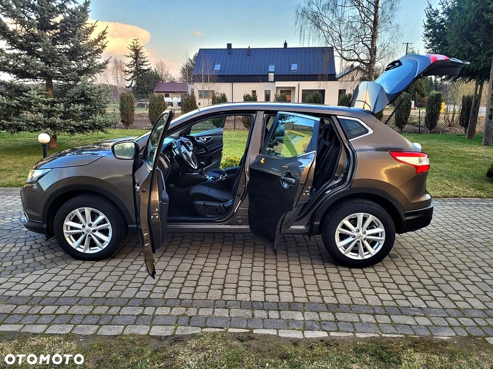 Nissan Qashqai 1.5 dCi Tekna - 6