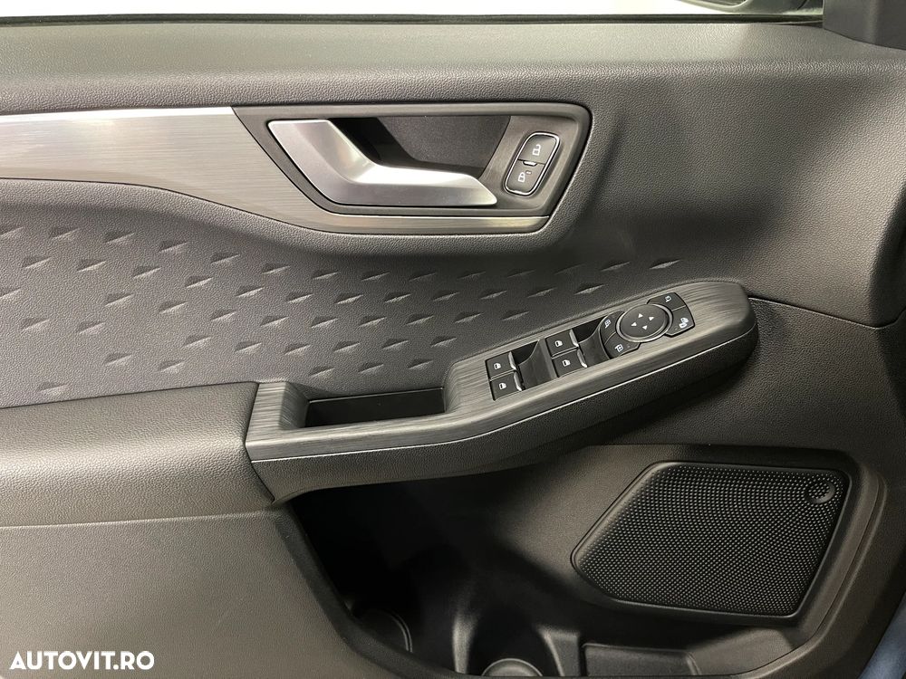 Ford Kuga 1.5 EcoBoost FWD Titanium - 24