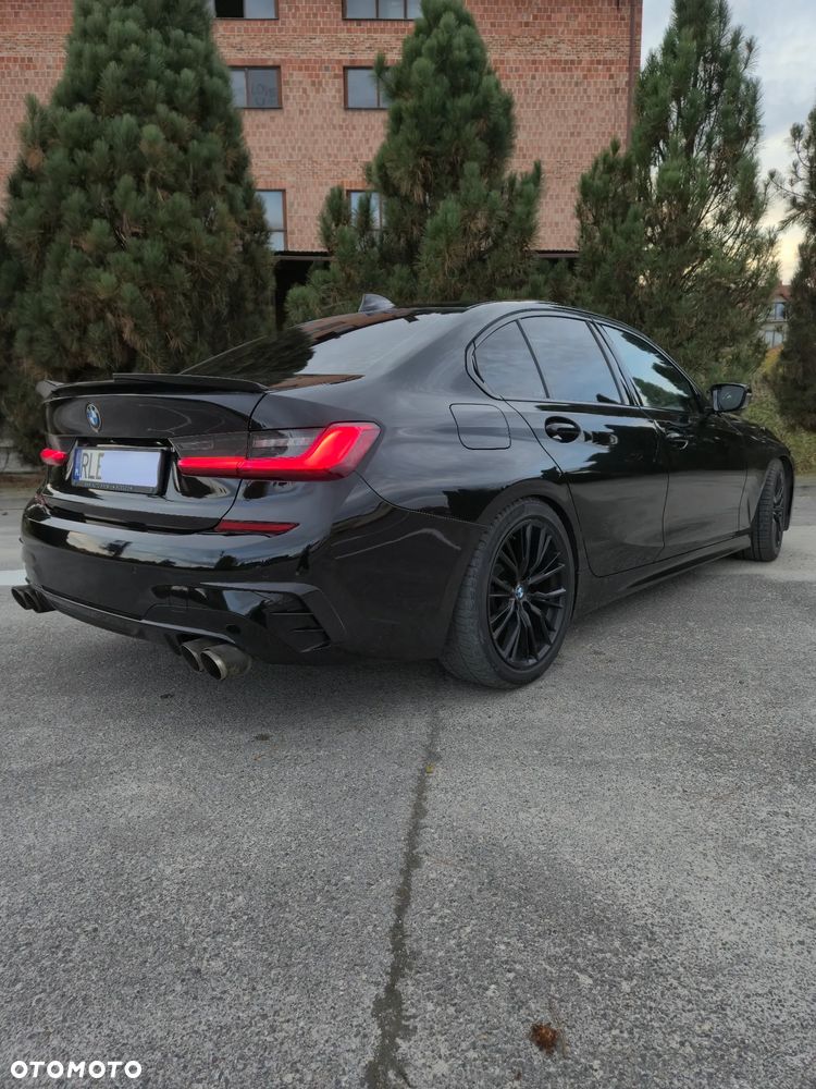 BMW Seria 3 318d M Sport - 15