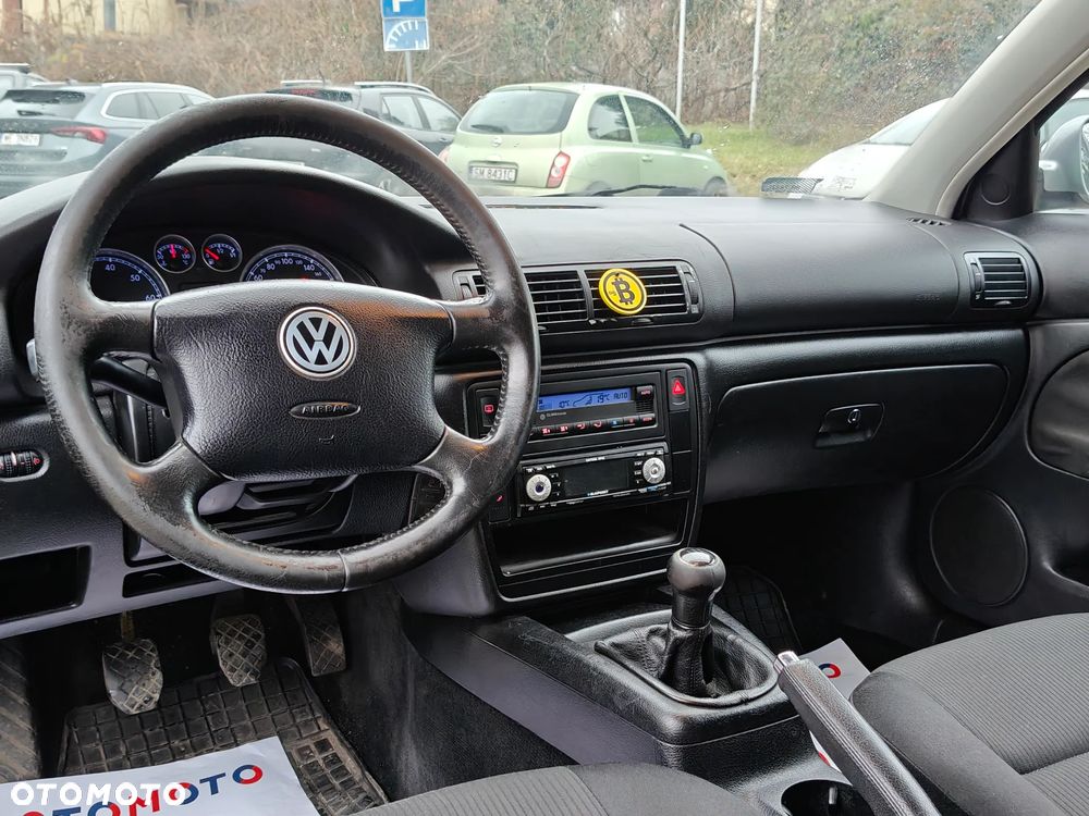 Volkswagen Passat - 5