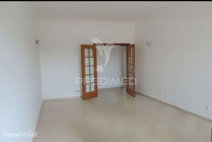 Apartamento T3 Albufeira c/ Estacionamento - Grande imagem: 2/25