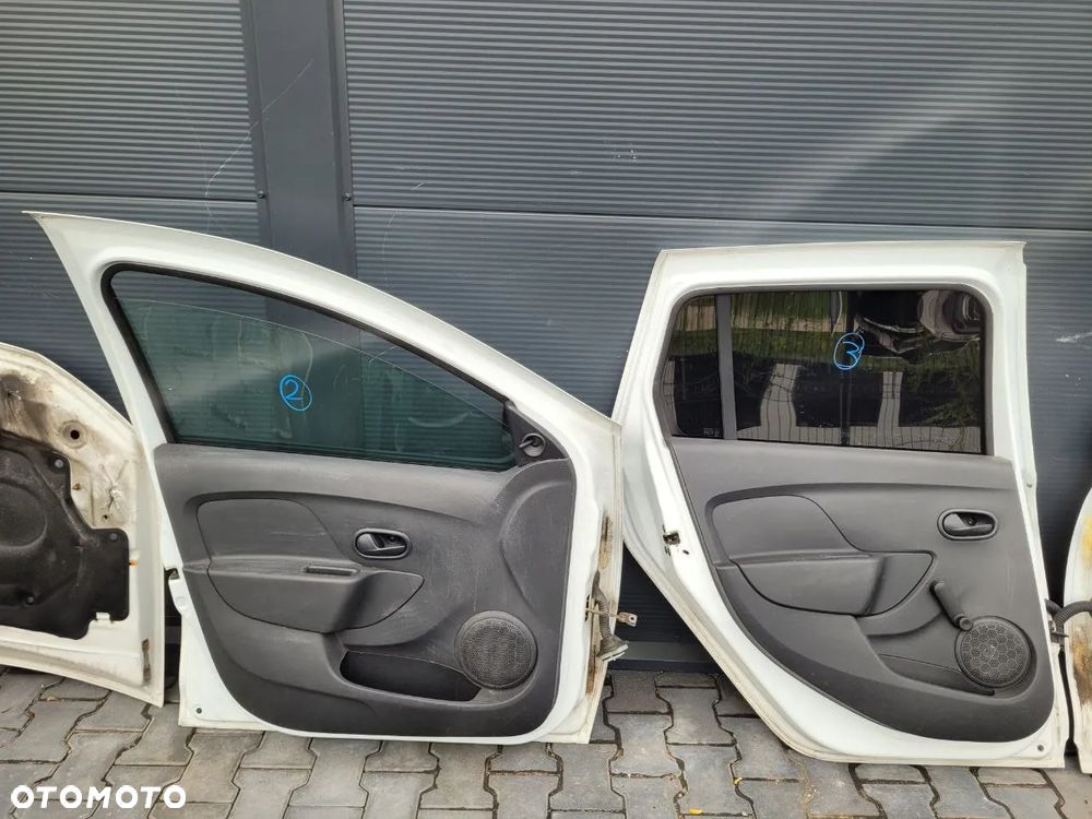 KAROSERIA DACIA LOGAN MCV 14r. KOD LAKIERU: OV369 - 22