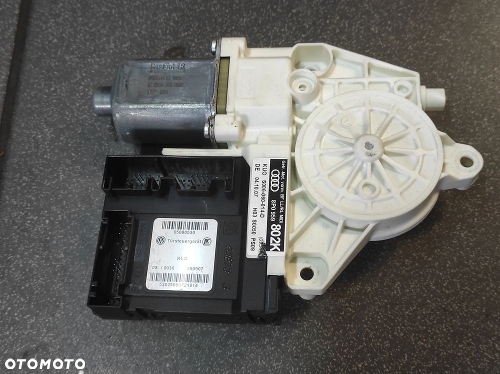AUDI A3 8P 03-12R MODUŁ DRZWI PRAWY PRZÓD 8P0959802K SPRAWNY WYSYŁKA !!! - 1