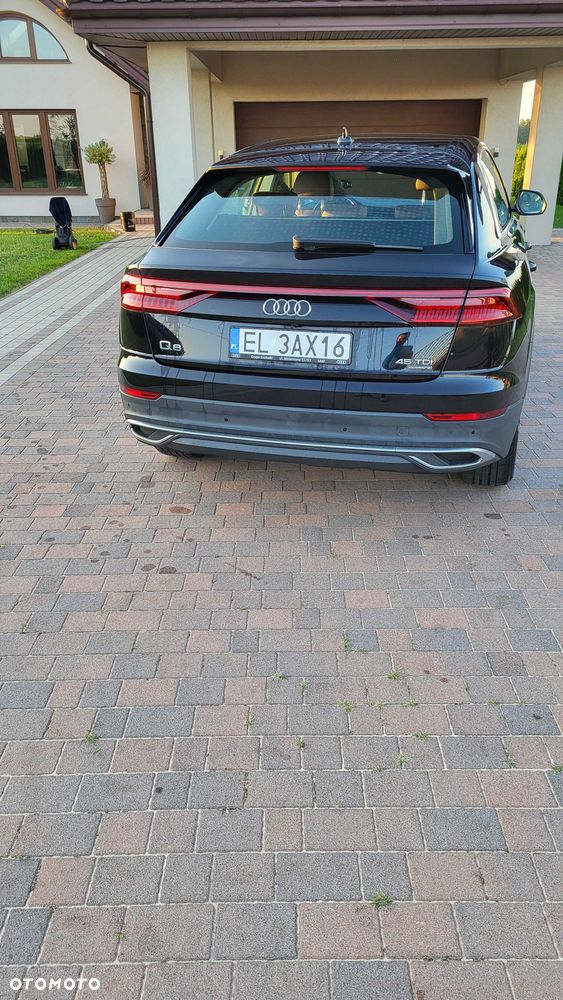 Audi Q8 - 2