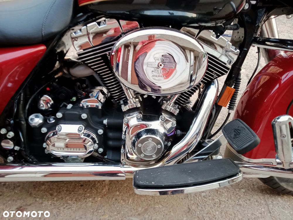 Harley-Davidson Touring Road King - 19