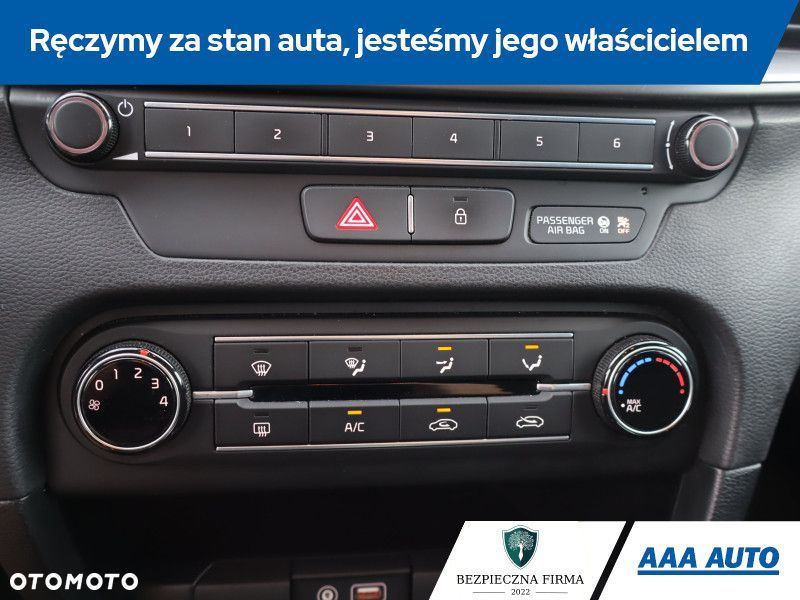 Kia Ceed - 16