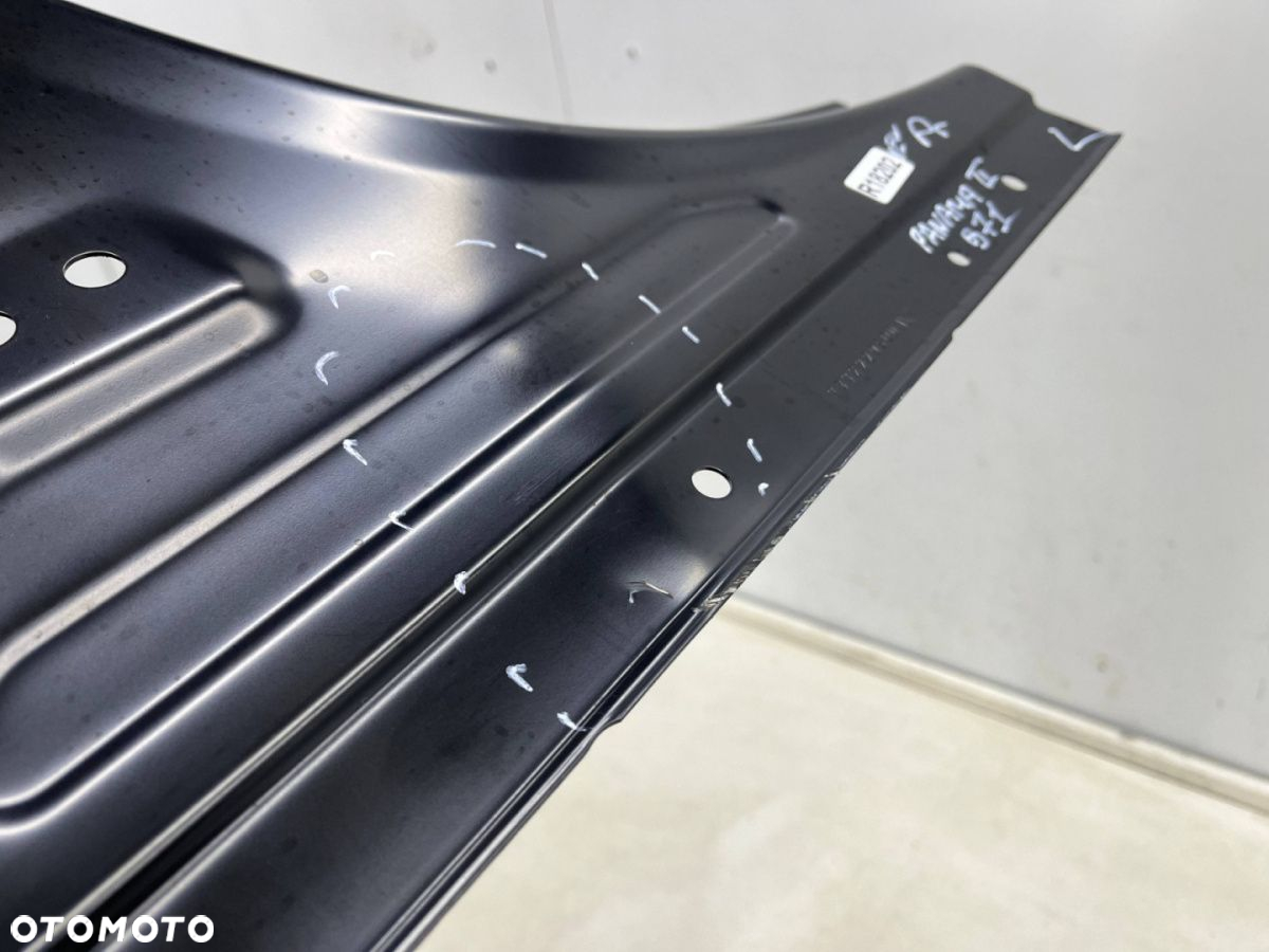 Poszycie Porsche Panamera II 971 16-23r. prawy słupek próg środkowy ćwiartka reperaturka NOWA - 14