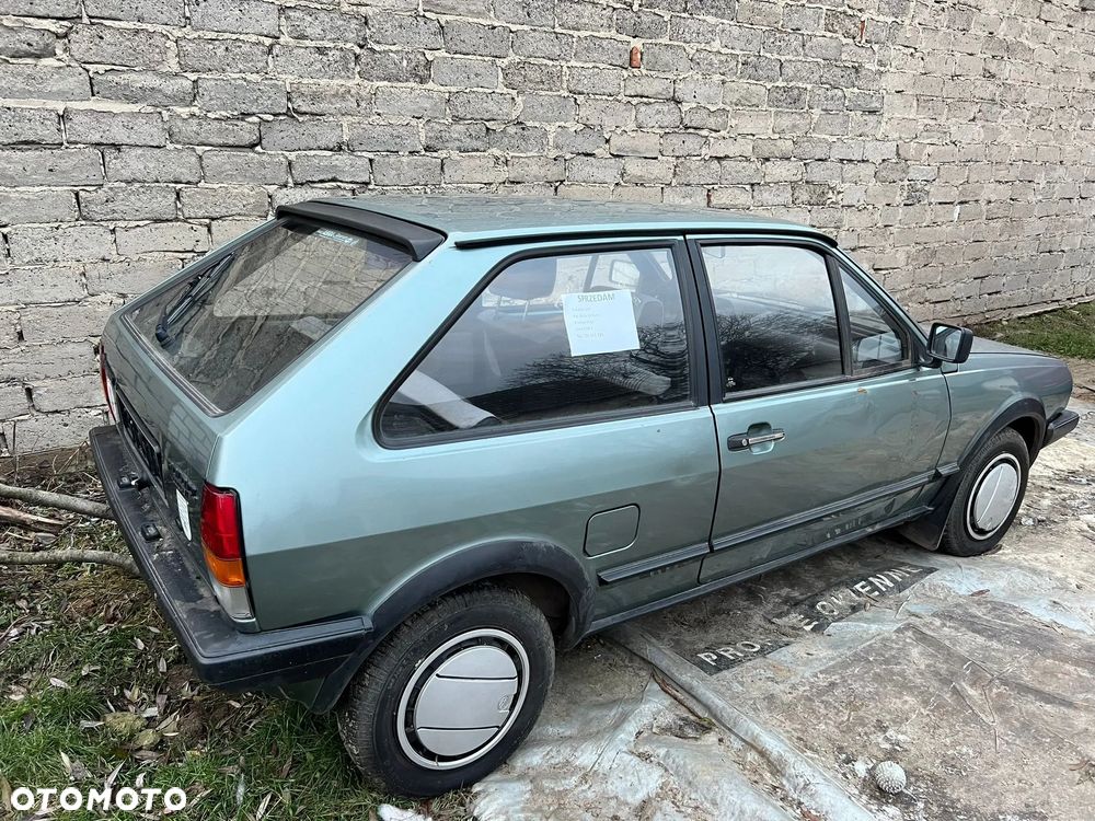 Volkswagen Polo - 2