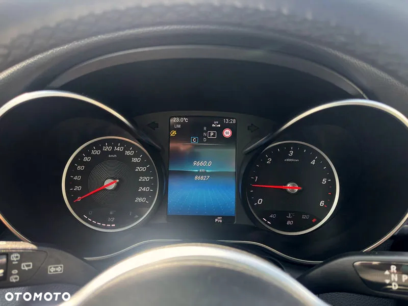 Mercedes-Benz Klasa C 220 d T 9G-TRONIC - 9