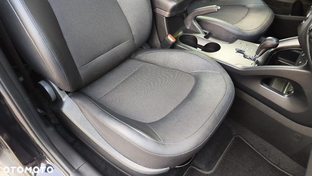 Hyundai ix35 2.0 2WD Automatik Trend - 33
