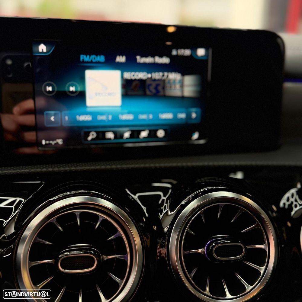 Mercedes-Benz A 250 Limousine e 8G-DCT AMG Line - 20