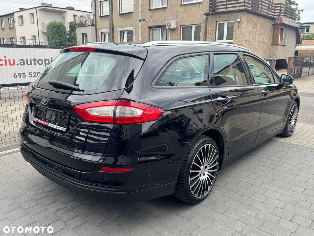 Ford Mondeo - 31